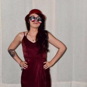 Meet your Posher, Summer